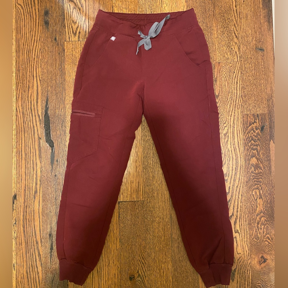 Figs Zamora Jogger - Burgundy